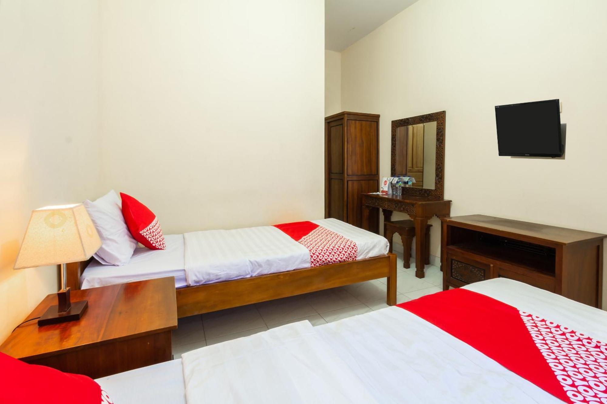 Super Oyo 1150 Omah Ladrang Hotel Kejayan Exterior foto
